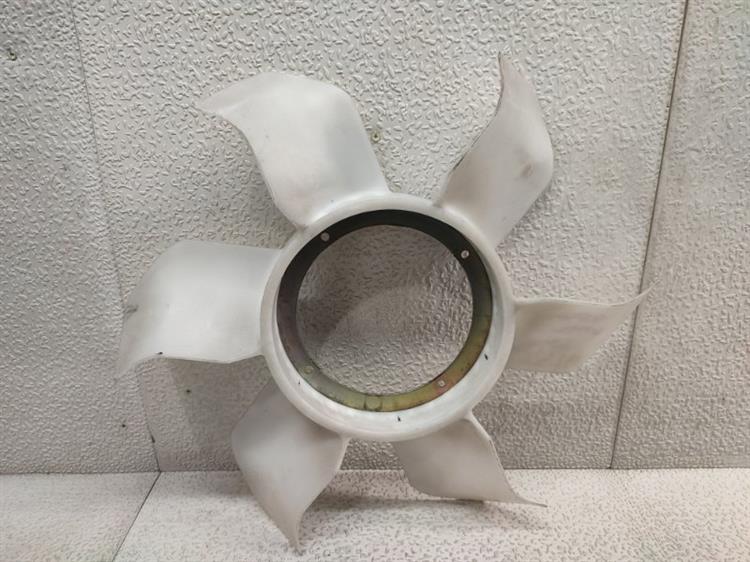 Вентилятор вязкомуфты Mitsubishi Pajero